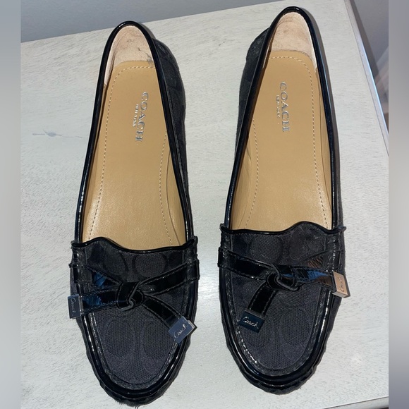 Coach Frida Women's Size 7.5B Signature Logo Black US Flats Slip On Loafers - Picture 2 of 5